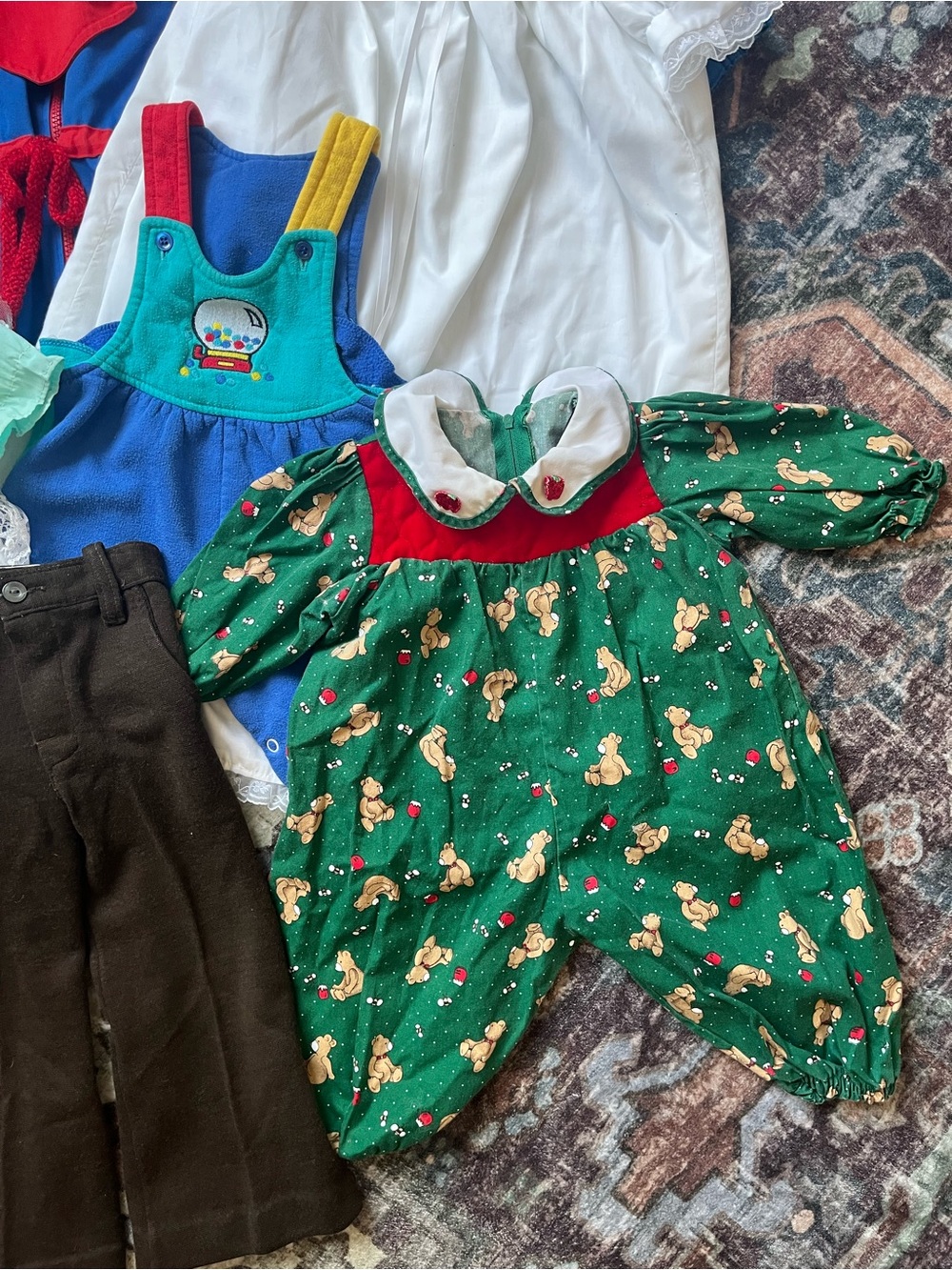 Vintage Lot Bundle of Mixed Baby & Toddler Clothing Bundle - Multi-Color/sizes - Picture 4 of 5